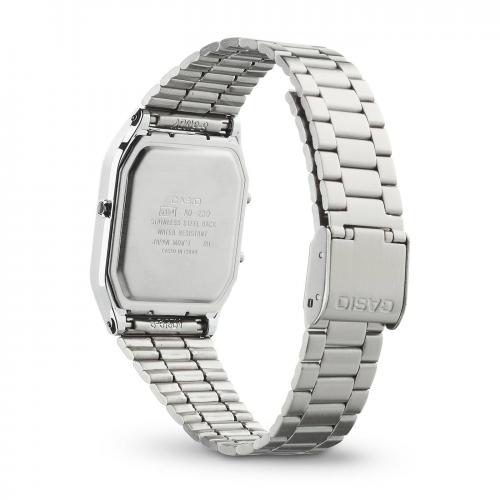 Прямоугольный пластиковый корпус серебристых часов CASIO AQ-230A-7BMQYES покрыт электрохимическим способом.