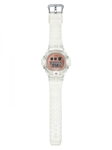 Часы G-SHOCK GMD-S6900SR-7ER (S Series) обладают небольшим размером корпуса и трендовой расцветкой: прозрачно-розовой.